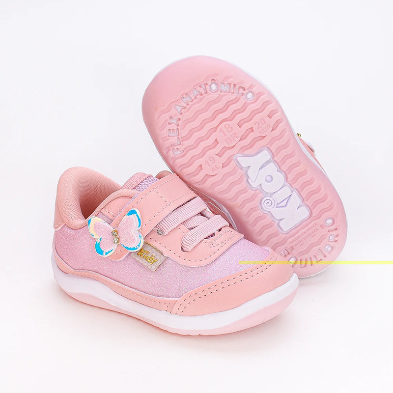 Tênis Infantil Rosa com Borboleta – Charme e Conforto para os Primeiros Passos